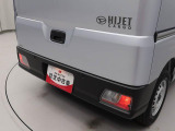 当社では全車、納車前にサービス工場で12ヶ月点検相当の整備を実施しております。そこで確認された不具合箇所は修理しておりますのでご安心下さい。