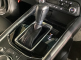 全てのトランスミッションのメリットを兼ね備えた理想的なAT、それがSKYACTIV-DRIVE(スカイアクティブドライブ)です。「滑らかな変速」「ダイレクト感あふれるシフトフィール」そして「低燃費」です!