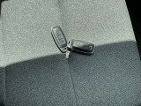 インテリジェントキー装備。ポケットやカバンに入れておくだけ。車両の始動操作を楽にする便利アイテム☆