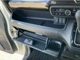 品質、値段に自信あり!なぜなら、下取車を直接お客様にご提供しております。また、店舗に常時約50台展示しております。きっと、ピッタリの一台があると思います!
