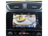 【バックカメラ】リバースにするだけで映ります、後方の安全確認や、狭い駐車場での車庫入れ、雨の日や夜間など視界の悪い時に便利です!安全にバックする為には欠かせない装備です