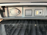 パワーアウトレット USB&AUXジャック