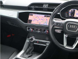 内装はシンプルに使い勝手を考え作られています。お車を運転する感覚をダイレクトに体感して頂けます。室内も広くロングドライブにも快適にお過ごしいただけます。