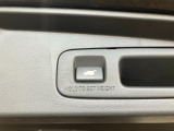 【電動リアゲート】スイッチ操作で、パワーテールゲートを自動で開閉することができます!