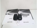 スマートキータイプのお車です♪ ポケットやカバンにキーを入れたまま、ドアの開閉やエンジンスタートができる便利な装備です(^_-)-☆