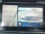 アラウンドビューモニター。上空から見下ろしているかのような映像を映し出して、駐車をスムースにアシストします。