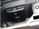 当店では国産車ガソリン車に関しては全てオイル交換してからのお渡しとなります。納車後も永久無料交換できます。