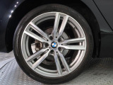 BMWならではの卓越した走りを支えるホイールと足回りです!