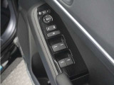 ◆パワーウィンドウスイッチ◆運転席から全席の窓の開閉操作を行うことが出来いつでも換気ができます!