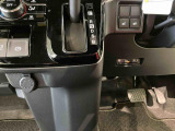 納車前にはプロのメカニックが点検、整備を行いますので安心してお乗り頂けます!!