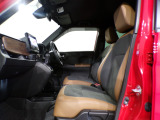 運転席と助手席がつながった構造なので、狭い駐車場でも助手席側からスムーズに降りれます♪