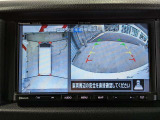 360&deg;ビューカメラが搭載されているので駐車時も安心です。