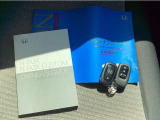 取説、メンテナンスノート完備です!大事に乗られてきた車だと一目でわかりますね!スマートキーは2つ☆