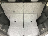 トランクスペースもご覧のとおりそれなりにお荷物乗せることができます。日常の生活はもちろんの事、アウトドアにもぴったりですね☆