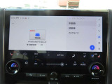 (ドライブレコーダー)走行中の映像を録画します。衝突時もバッチリ映像で残ります。