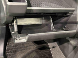 実用的な収納が、車内の各所にあります♪