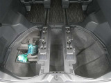 【車載工具】タイヤ交換には必需品ですね!万が一に役立つ工具です。緊急時に備え、使い方をしっかり覚えておきましょう。