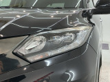 LEDヘッドライトは、点灯の瞬間から最大光量を発揮し、突然暗くなるトンネルなどでの安定感を高めます。