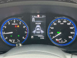 ☆視認性の良いメーターには、燃費情報など運転をサポートする様々な情報を表示します☆