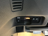 高速道路のご利用時にとても便利なETC車載器付。利用には車両情報を登録する「セットアップ」が別途必要です。