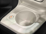 ホットドリンクをちょうどいい温度でキープしてくれる保温機能がついたドリンクホルダーは嬉しいアイテムです♪
