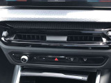 車両の詳細、ご質問につきましては、営業スタッフまでお気軽にご連絡下さいませ。遠方のお客様には実車の詳細動画送信も承ります。お問合せをお待ち致しております。