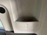 小物が入れれるスペースがあります。