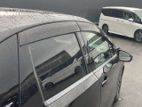 プライバシーガラス付き☆ドアバイザーも取付済みです