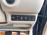 操作のしやすさが分かるスイッチ類。装備有無と配置、文字消えや使用感までチェックできます。