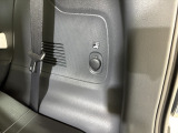 12V電源ソケットを設置しております。周辺機器の充電にご利用頂けます☆