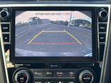 駐車や万退時の後方確認をサポート。安全でスムーズな後退を可能にします。狭い場所でも安心です。