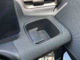 運転席用ドリンクホルダーです