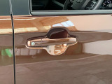 品質には自信があります!ハッピーの品質・キレイなお車をお届けさせていただきたい!そんな気持ちでキレイに仕上げております。フロアマットなどの清掃はもちろん、シート下なども徹底的に清掃しております。