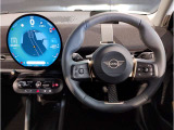 ミニ独特のゴーカートフィーリングと呼ばれる軽快なハンドリングはAT車、MT車のどちらでも楽しめます。