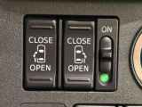 運転席からワンタッチで操作可能な両側パワースライドドアはON/OFF可能。ドアハンドルのワンタッチスイッチを押すだけで、ロック解除と同時に電動でスライドドアが開きます。