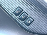 【メモリー機能付きパワーシート】ドライバーごとに設定したシート位置を記憶して、ボタン一つで切り替えできる便利な機能!運転する方が複数名いらっしゃるご家庭におすすめです♪