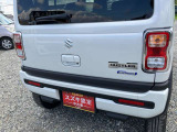 スズキ認定中古車はスズキ(株)の定める「検査基準」並びに一般社団法人日本自動車査定協会の定める「修復歴の定義」に基づき、スズキ代理店の認定検査員が、内・外装、修復歴の有無を厳正にチェックします。