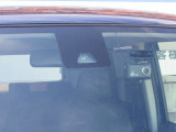 サポカーは、高齢運転者を含めたすべてのドライバーによる交通事故の発生防止・被害軽減対策の一環として、国が推奨する新しい自動車安全コンセプトです。詳しくは販売店スタッフまでおたずねください。