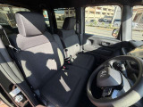 【運転席】