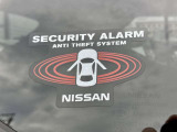 カーアラームエントリー。ドアこじ開け、ナビ盗難センサー、セキュリティーインジケーター、サイレンなどで盗難などから守ります。