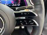メモリー付きパワーシートが装備されている車両はシートの位置・ドアミラーの角度・ハンドルの位置を3名まで記憶出来ます。