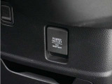 ◆12V電源ソケット◆スマートフォンの充電等にも便利な電源ソケット!使いやすい場所に装備されています。