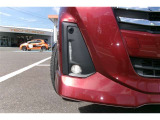 LEDフォグランプ付き。悪天候時にヘッドランプの明かりを補助。優れた安全性の確保に寄与します。