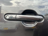 お車の状態は内外装共にとても綺麗な状態を保っておりますので私共でも自信を持ってお薦め出来る1台です!!