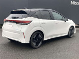 プライバシ-ガラスが装備されています。外を見るときは気にならずに、後方車両から車内が見えにくい設計です。