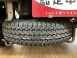 弊社は中古車店舗は大阪府内に7店舗、サービス工場は26拠点ございます!将来にわたりご安心頂ける各種サービスをご紹介させて頂きます♪全車1年間走行距離無制限の保証付き!メンテナンスも保険もお任せ下さいね