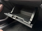 車両の詳細、ご質問につきましては、弊社営業スタッフまでお気軽にご連絡下さいませ。遠方のお客様には実車の詳細画像送信も承ります。お客様からのお問合せをお待ち致しております。