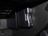 メルセデス専用車載器で純正ナビゲーション連動しております。