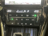 車内を適温に保ってくれる心強い装備☆調整必要ないので便利です!