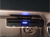 【ETC車載器付】ETCが装備されております。ダッシュボード内の天井部に装着されております。